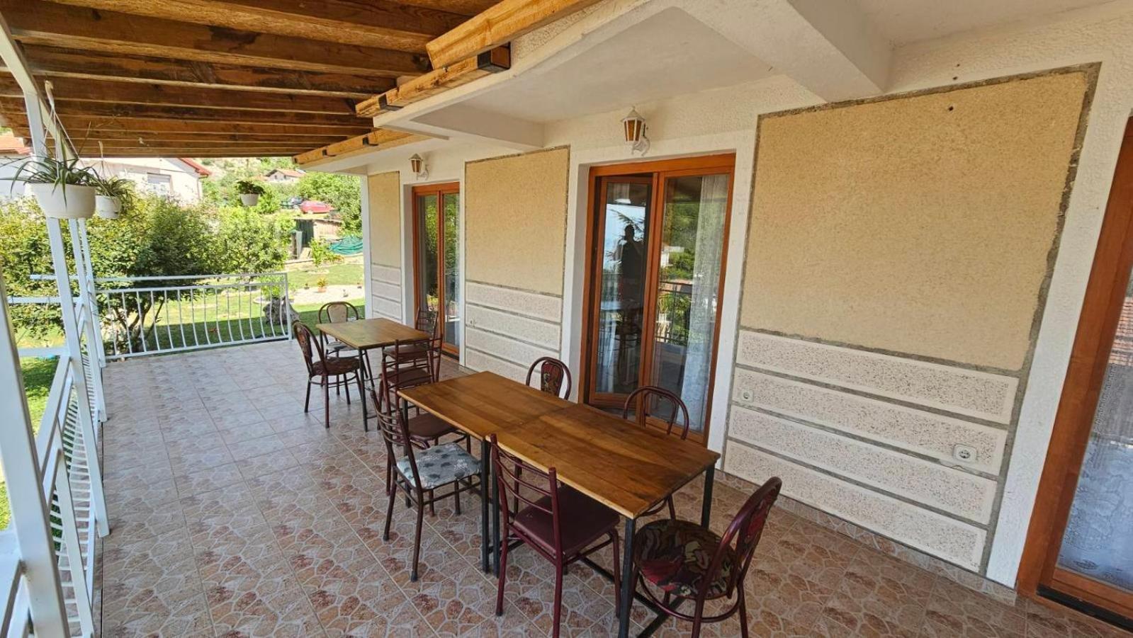 Villa Karolina โอครีด ภายนอก รูปภาพ